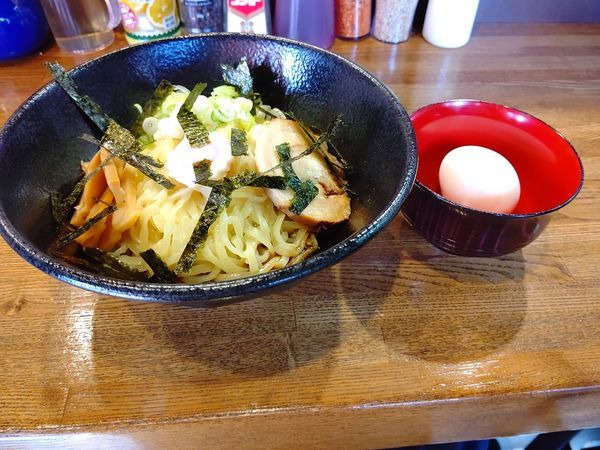 「油そば(並盛・200g)650円」@油そば 静の写真