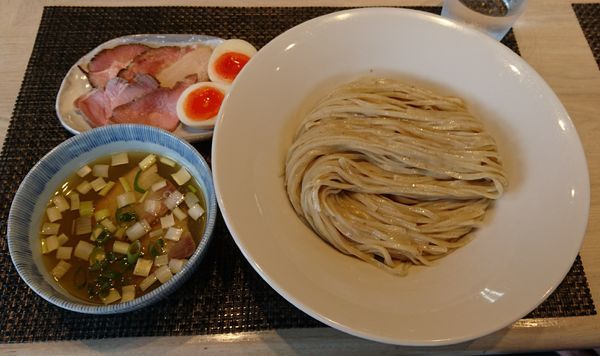 「【限定】特製鶏としじみの塩つけ麺（麺大盛）」@宍道湖しじみ中華蕎麦 琥珀 東京本店の写真