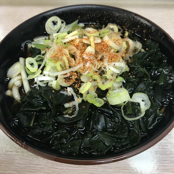 「わかめ（￥330）」@信濃路 平和島店の写真