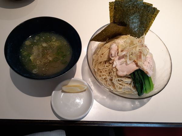 「冷やしアサリつけそば」@鶏そば朱雀の写真