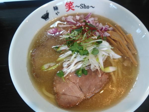 「（限定）みそ煮干しらーめん+ホルモンハチノス+カレーギョウザ」@麺や 笑 ～Sho～の写真