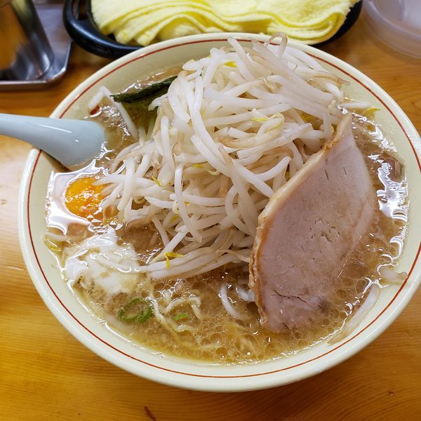 「中華そば＋もやし＋生玉子」@ホープ軒本舗 吉祥寺店の写真