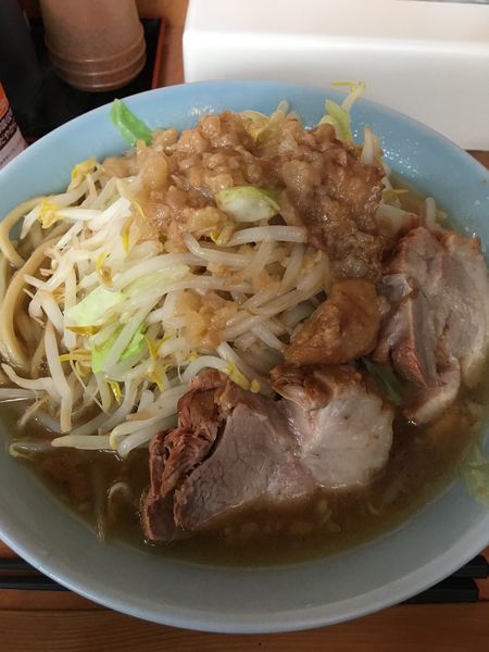 「ラーメン中」@立川マシマシ ロイヤルスープの写真
