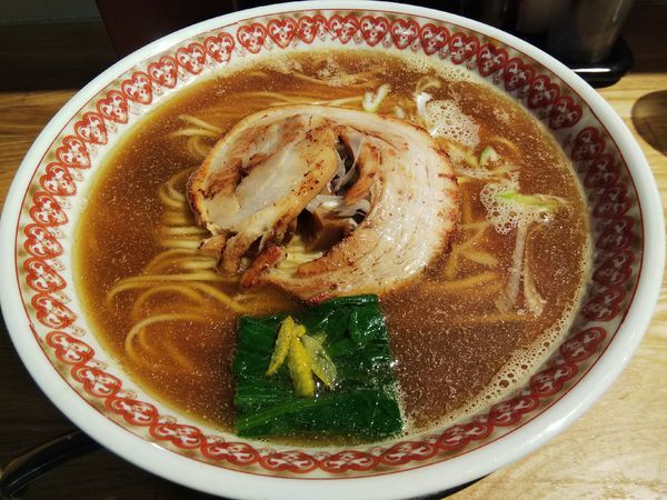 「【限定】煮干し醤油そば　（大盛り：サービス券）」@麺肴 ひづきの写真