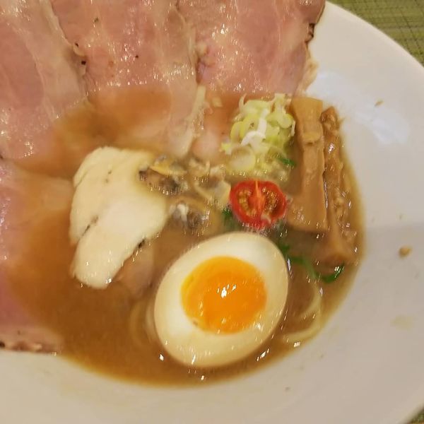 「醤油チャーシュー 1100円」@麺屋 貝原の写真