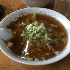 伊原純平の画像