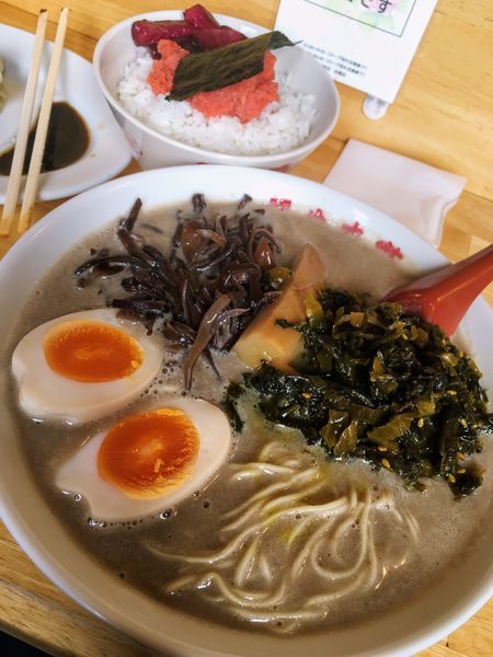 「半熟味玉豚(とん)そば730円 麺半分ネギ抜き」@麺や 木蓮の写真