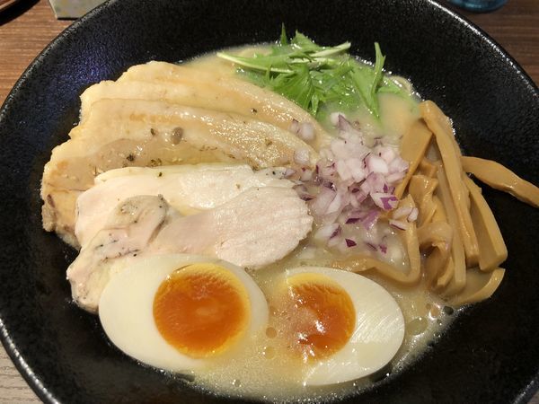 「特製鶏白湯」@優勝軒 熊谷総本店の写真