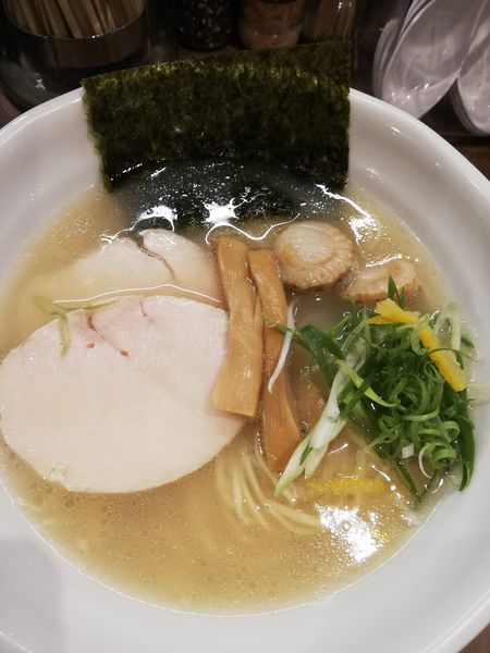 「淡麗塩ホタテそば」@NOODLE VOICEの写真