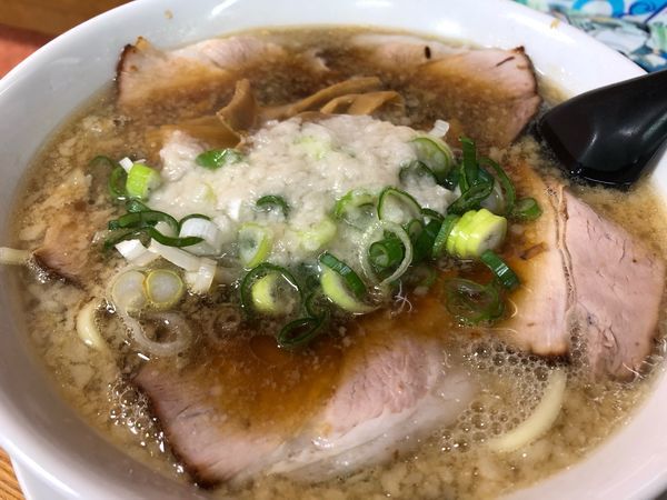 「背脂ラーメン太麺背脂多め」@らーめんの土佐屋の写真