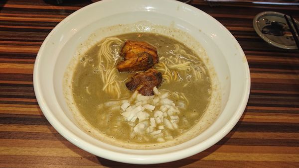 「どろ煮干しラーメン750」@かなで食堂の写真