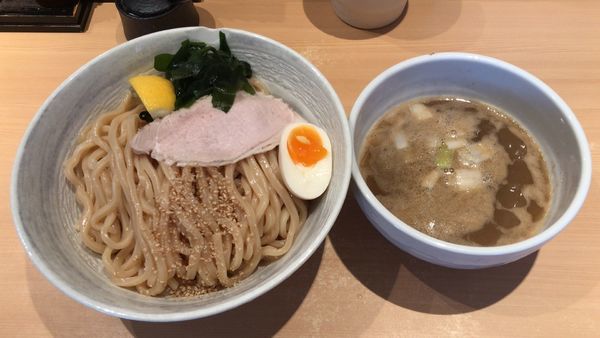 「濃厚塩つけ麺¥950+中盛¥100」@つけ麺 道の写真