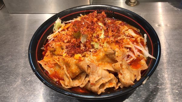 「鬼紅らーめん¥890」@麺創研 紅 府中の写真