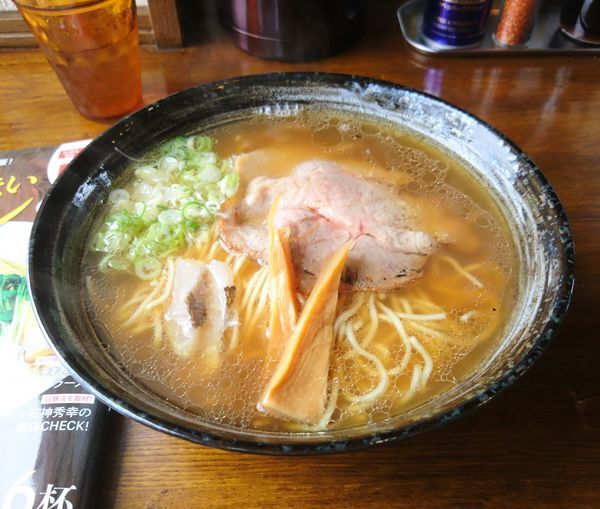 「あら炊き中華そば 正油 大盛」@中華そば GO.TO.KU ～仁～の写真