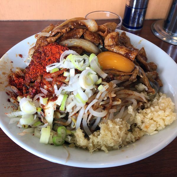 「祝日限定 メガホイコーローまぜそば(850円)」@メガガンジャの写真