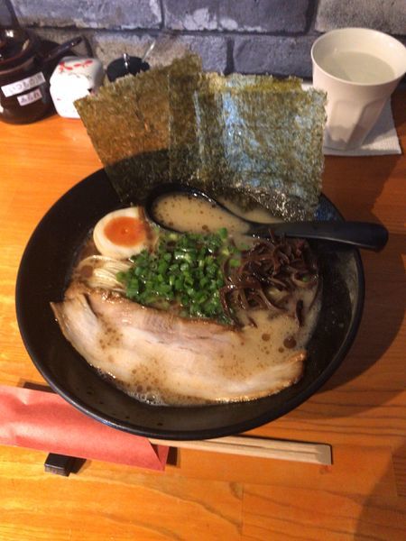 「白湯豚骨ラーメン➕麺固め」@麺屋 へうげものの写真
