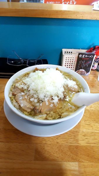 「チャーシューメン+味玉+玉ネギ増し」@前足ラーメン かくれがの写真
