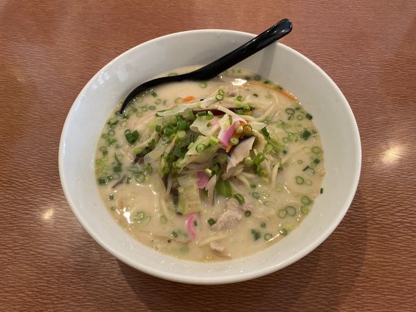 「長崎ちゃんぽん(唐揚げセット）830円」@長崎ちゃんぽん食堂の写真