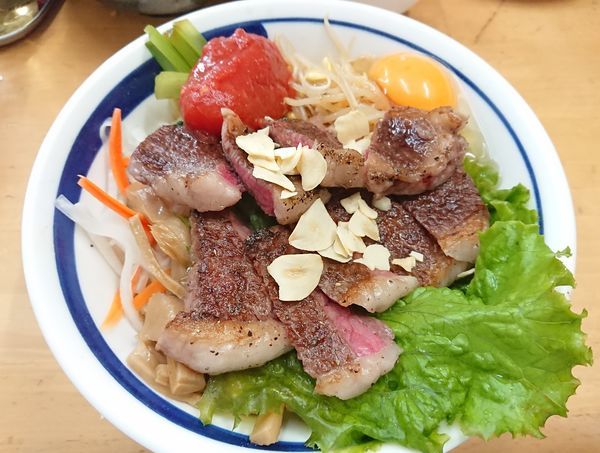 「【9月限定】手作り牛脂で和牛和え蕎麦 トマトを添えて（S)」@MENYA 食い味の道有楽の写真