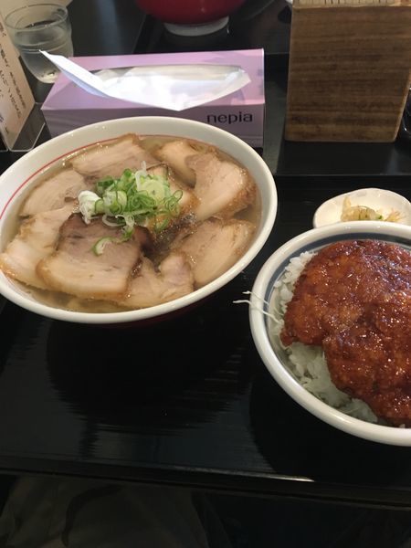 「チャーシュー麺&ミニソースかつ丼&ミニたれかつ丼」@麺＆ダイニング 坂新の写真