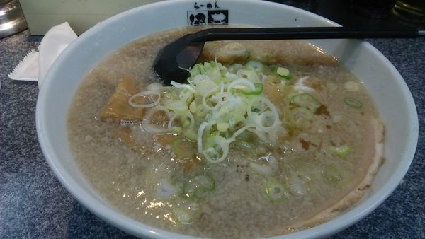 「醤油ラーメン 750円」@らーめん涌井の写真