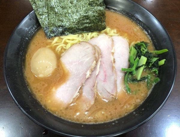 「チャーシューメン 大+味玉」@杉田家 千葉祐光店の写真