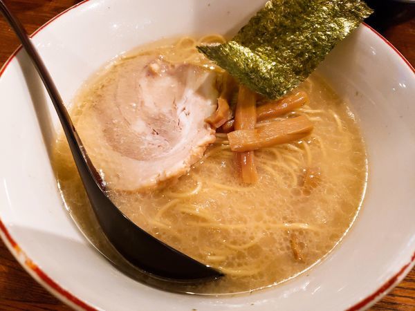 「百歩ラーメン 720円+半ライス 100円」@百歩ラーメン 大宮店の写真