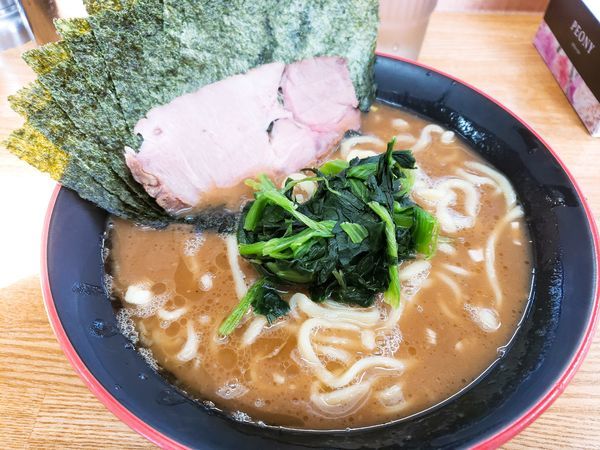 「ラーメン 700円+のり 50円+サービスライス」@麺家 紫極の写真