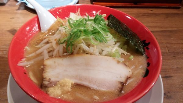 「味噌ラーメン750円」@旭川味噌ラーメン ばんから 池袋西口店の写真