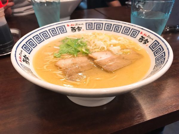 「匠の塩 あさり塩そば」@ラーメンzikon 而今 中之島フェスティバルプラザ店の写真