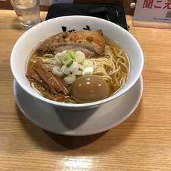 ラーメンmacro大盛（肉厚メン細）＋タマゴ