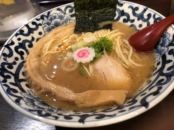 「らー麺」@東京駅 斑鳩の写真