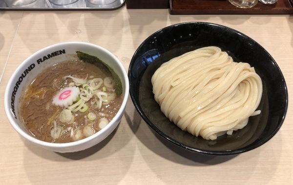 「つけめん （濃厚）」@UNDERGROUND RAMEN 頑者 コクーンシティさいたま新都心店の写真
