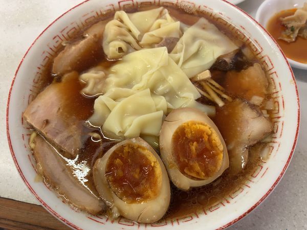 「チャーシューワンタンメン830円」@ラーメン 天一の写真