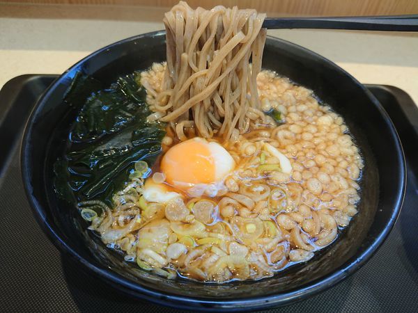 「朝そば(たぬきそば)320円」@名代 富士そば 志木店の写真