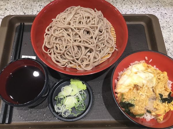 「朝そば(玉子丼)390円」@名代 富士そば 綾瀬店の写真
