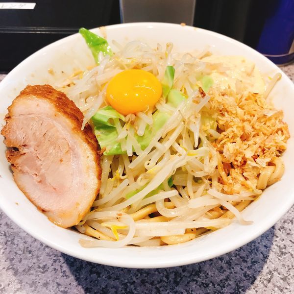 「汁なし・中盛り」@ラーメン宮郎の写真