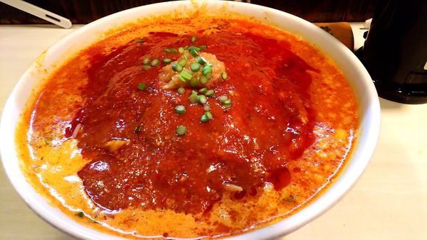 「どて辛めん(750円)・大盛り・辛さ普通・にんにくあり」@どてちんⅢの写真