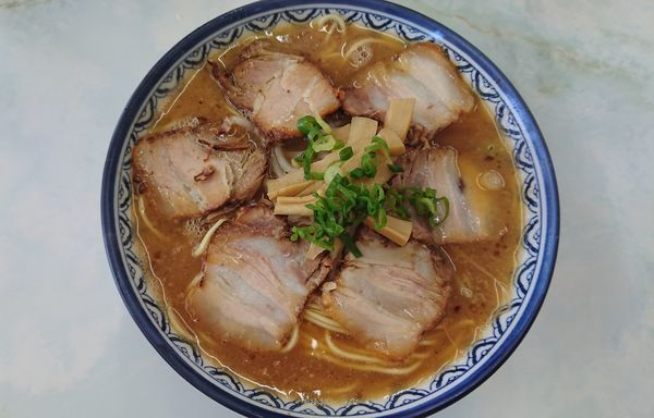 「中華そば 肉入 小 750円」@中華そば かわいの写真