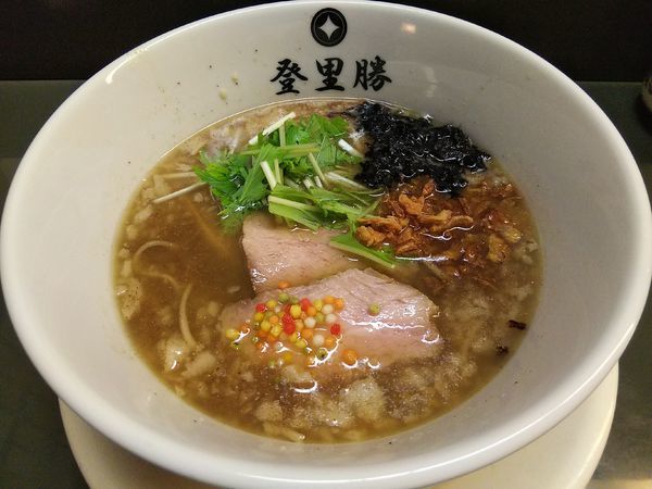 「背脂らーめん」@らぁめん登里勝の写真