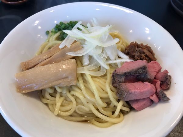 「【限定】牛煮干油そば  800円」@麺牛 ひろせの写真