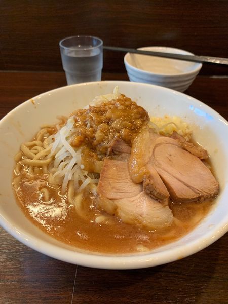 「ラーメン小 生卵」@ピコピコポンの写真