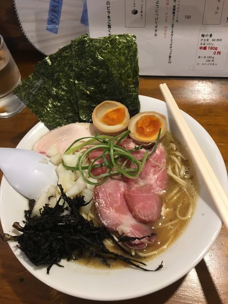 「荒炊煮干そば＋全のせ」@煮干専門 中華そば 平八の写真