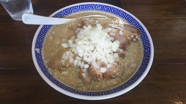 「背脂煮干らーめん+チャーシュー 950円」@niるい斗の写真