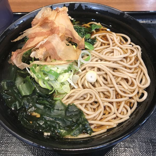 「ほうれん草（￥400）」@名代 富士そば 池袋東口店の写真