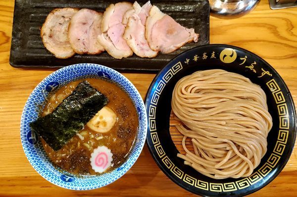 「特製つけ麺(小)+チャーシューご飯+お土産切り落としロースト」@中華蕎麦うゑずの写真