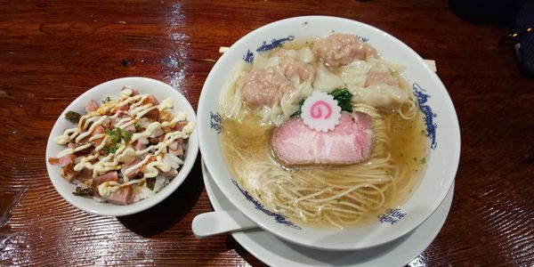 「山椒そば+肉ワンタン4個+チャーシュー御飯」@中華蕎麦にし乃の写真