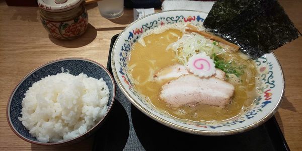 「濃厚煮干しそば」@中華そば 勝本の写真