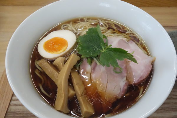 「醤油らぁ麺」@麺匠 独眼流の写真