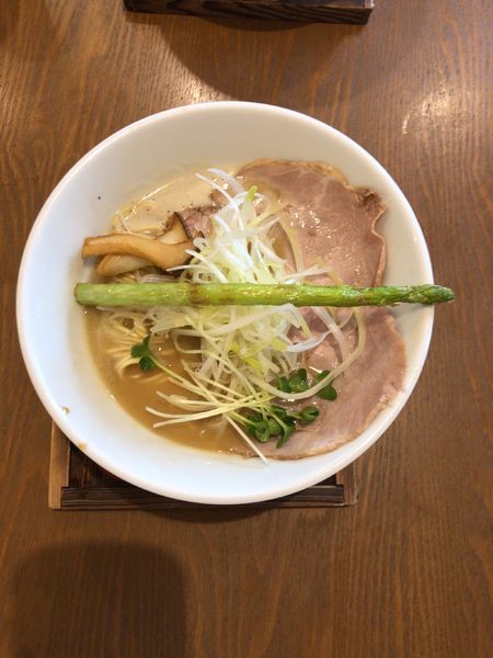 「極濃鶏ラーメン」@麺 チキンヒーロー 甲東園店の写真